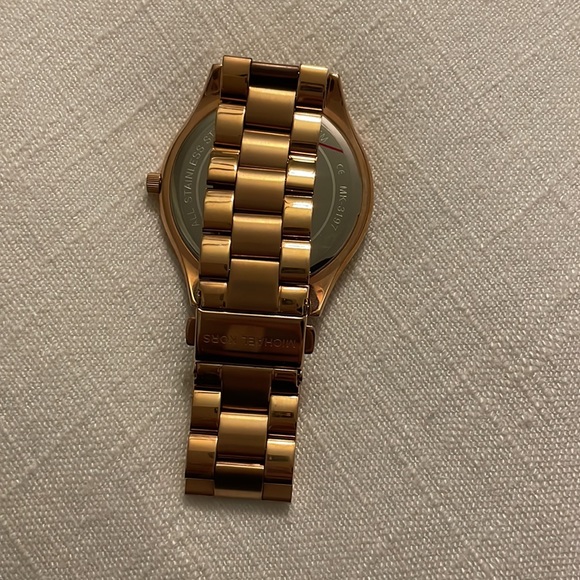 Rose gold, Michea Kors Watch - Picture 2 of 2